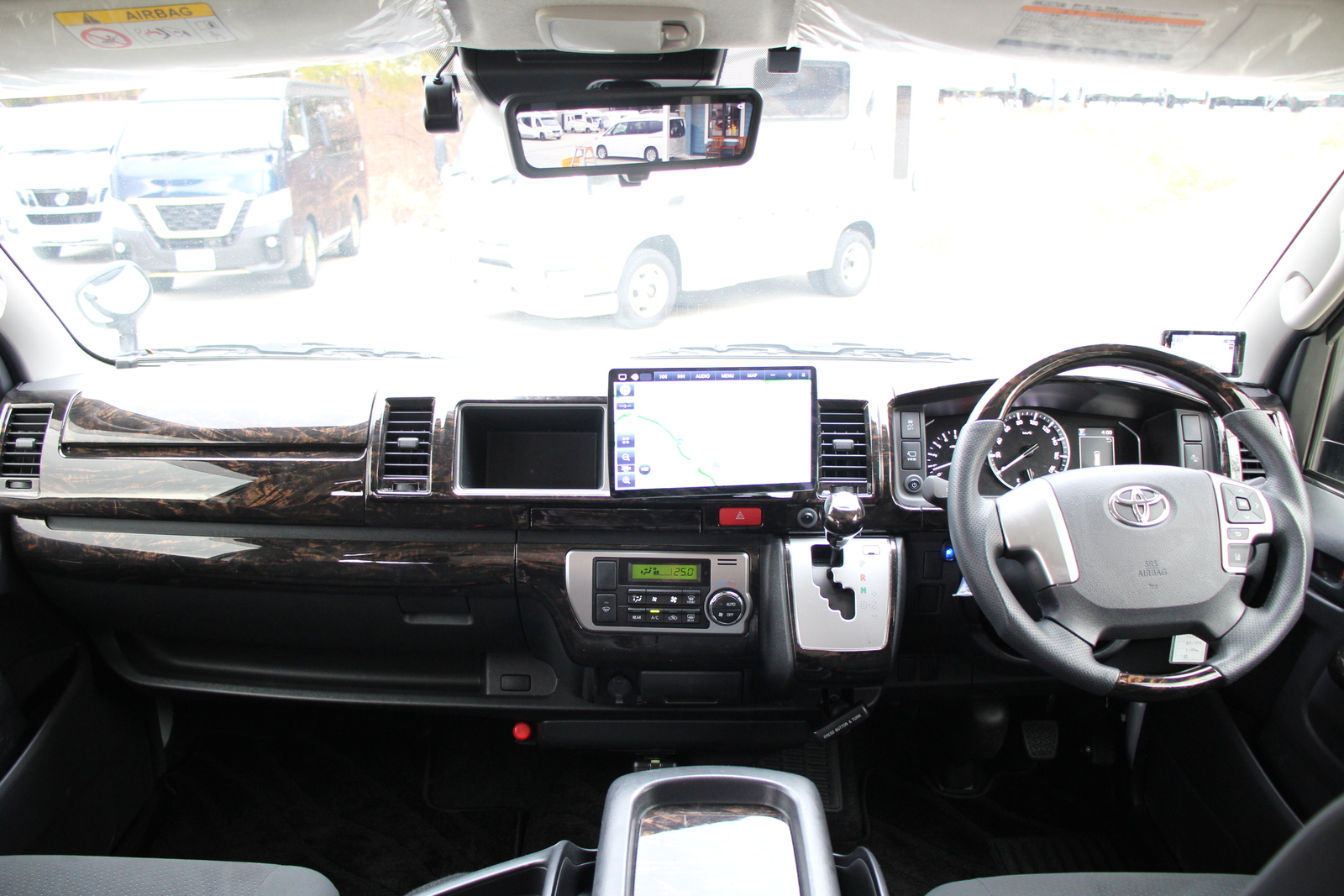 キャンピングカーバンコン