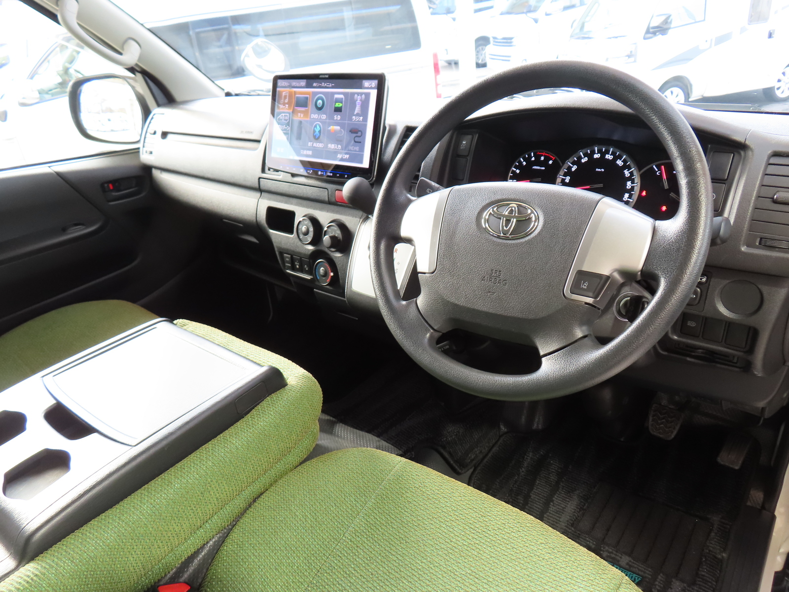 キャンピングカーバンコン