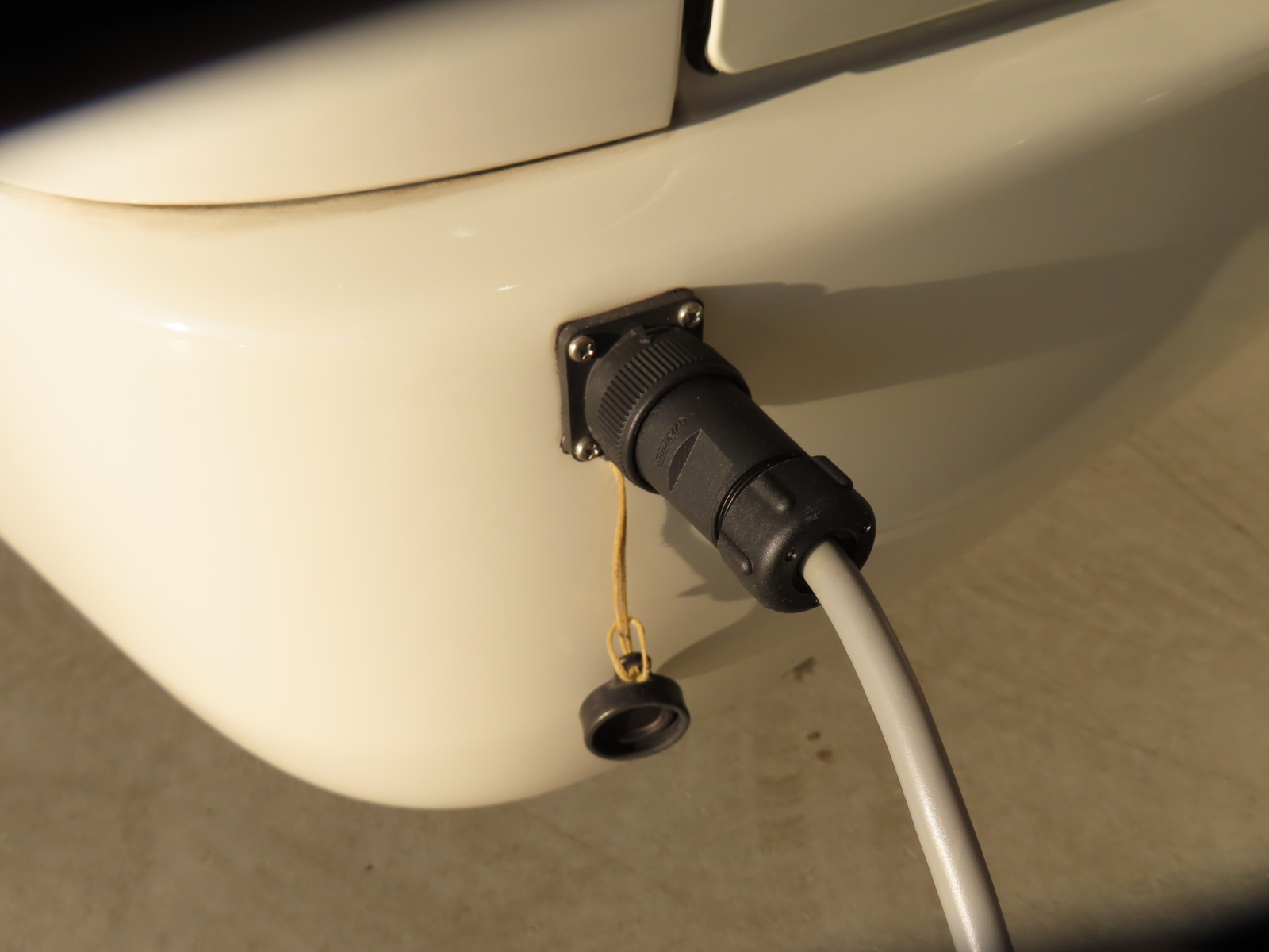 キャンピングカーバンコン