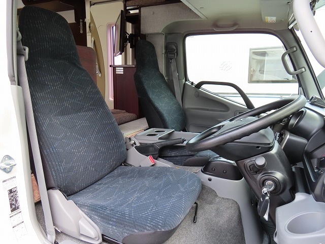 キャンピングカーキャブコン