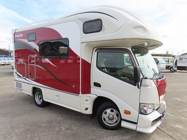 キャンピングカーキャブコン