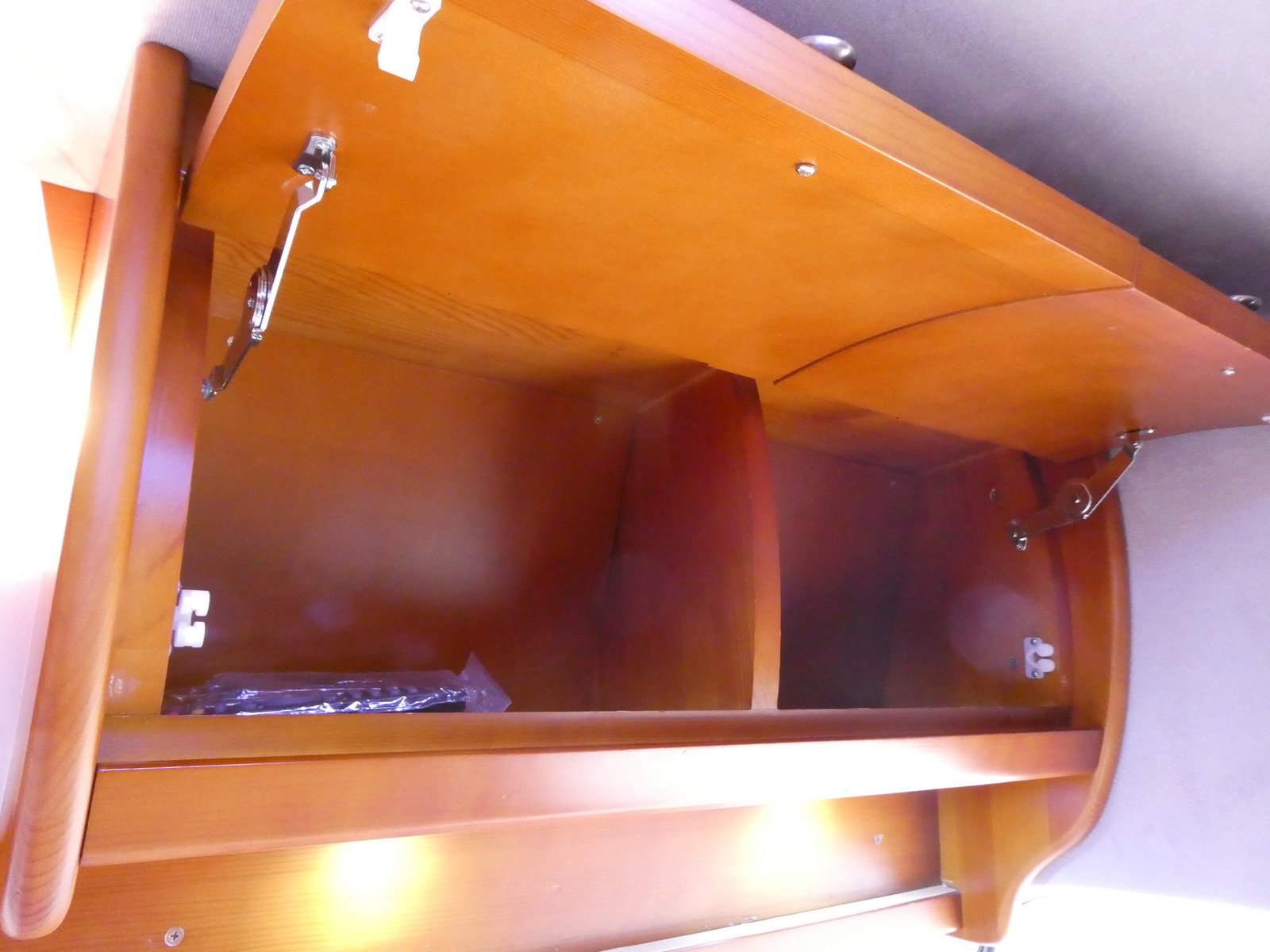 キャンピングカーバンコン