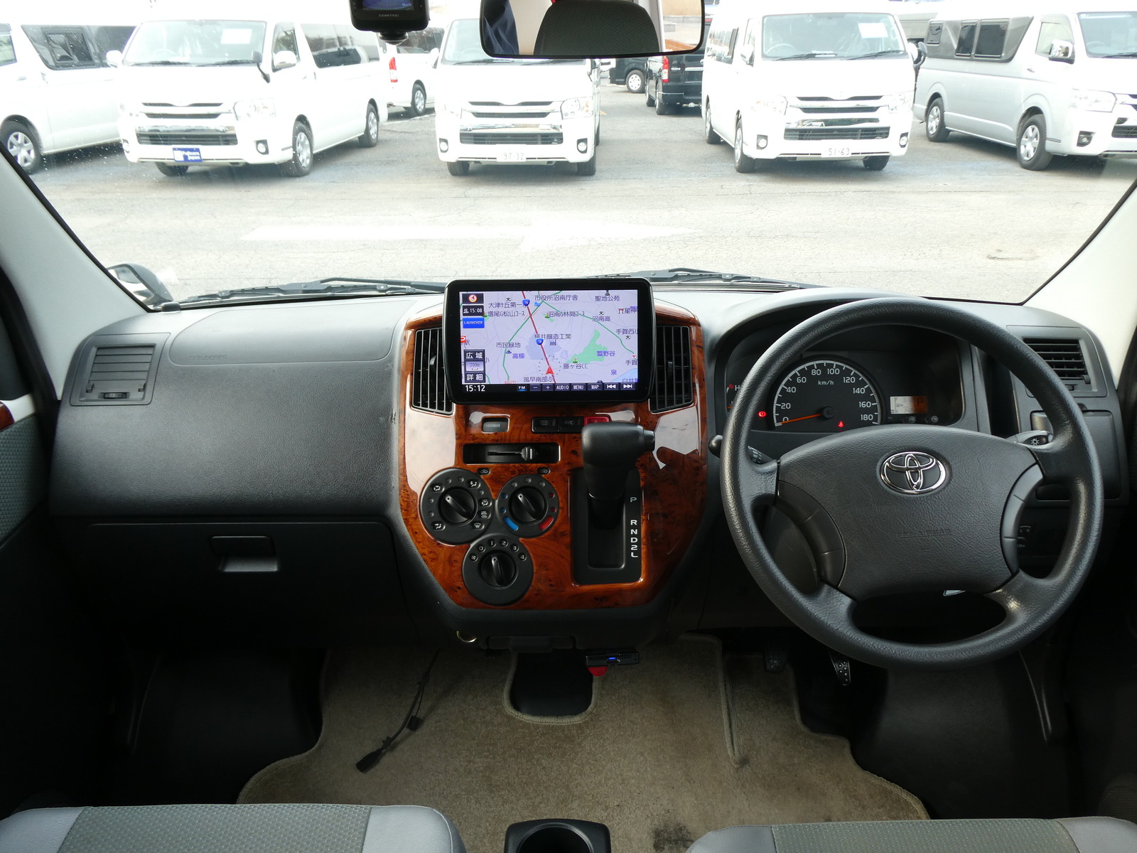 キャンピングカーバンコン