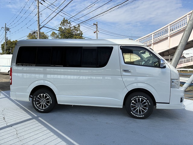 キャンピングカーバンコン