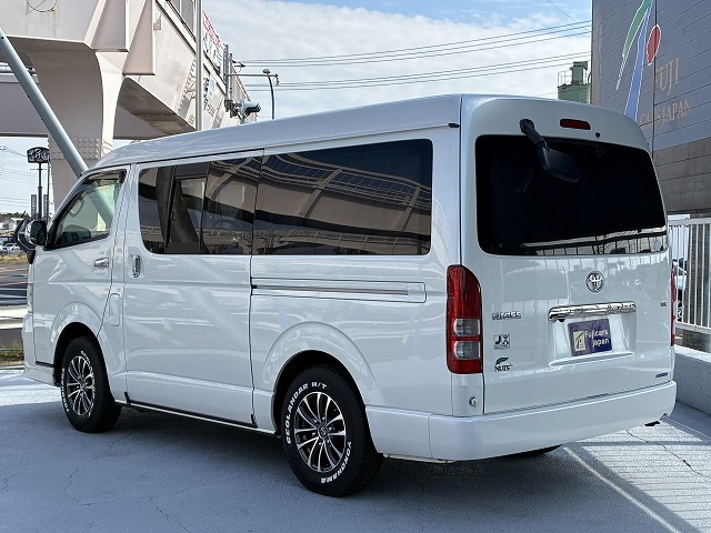 キャンピングカーバンコン