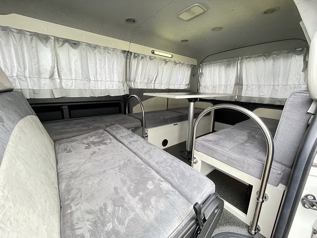 キャンピングカーバンコン