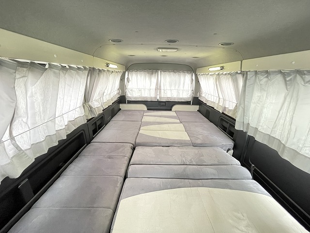 キャンピングカーバンコン