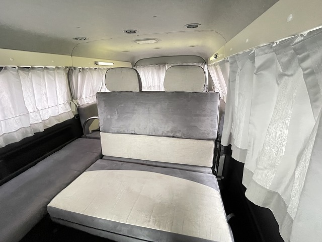 キャンピングカーバンコン