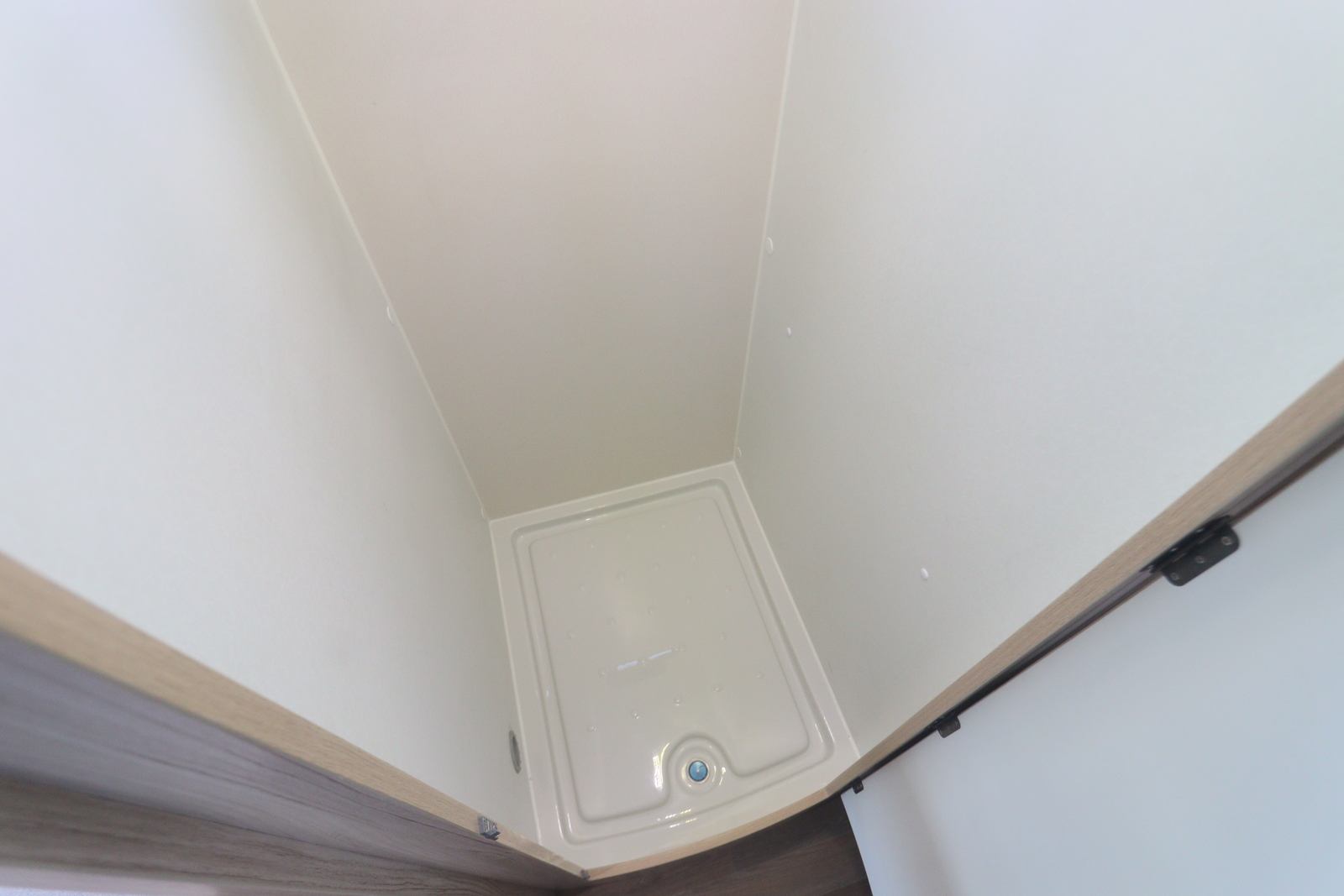 キャンピングカーキャブコン