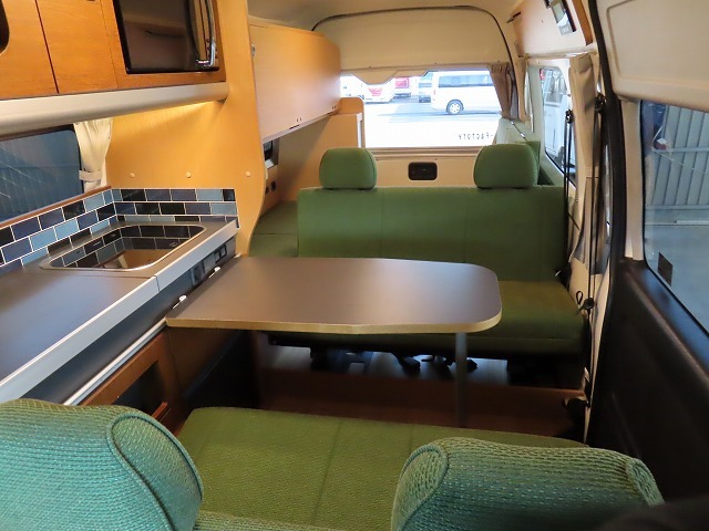 キャンピングカーバンコン