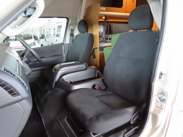 キャンピングカーバンコン