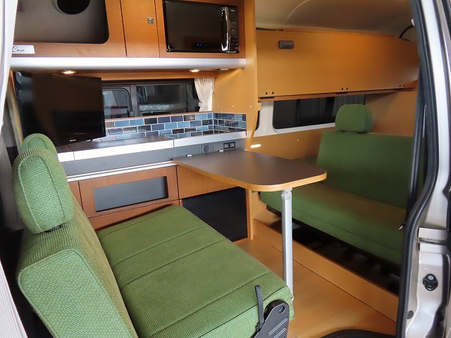 キャンピングカーバンコン