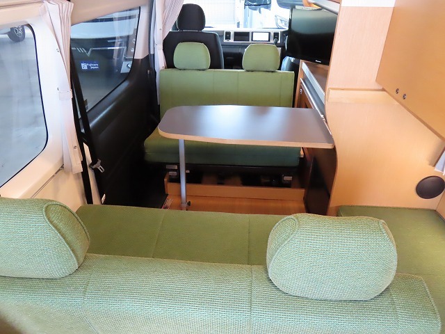 キャンピングカーバンコン