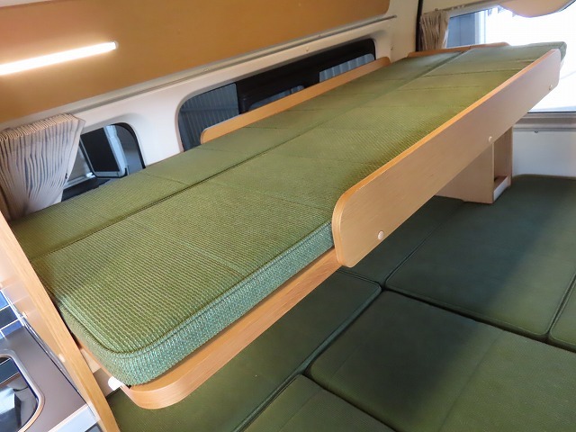 キャンピングカーバンコン