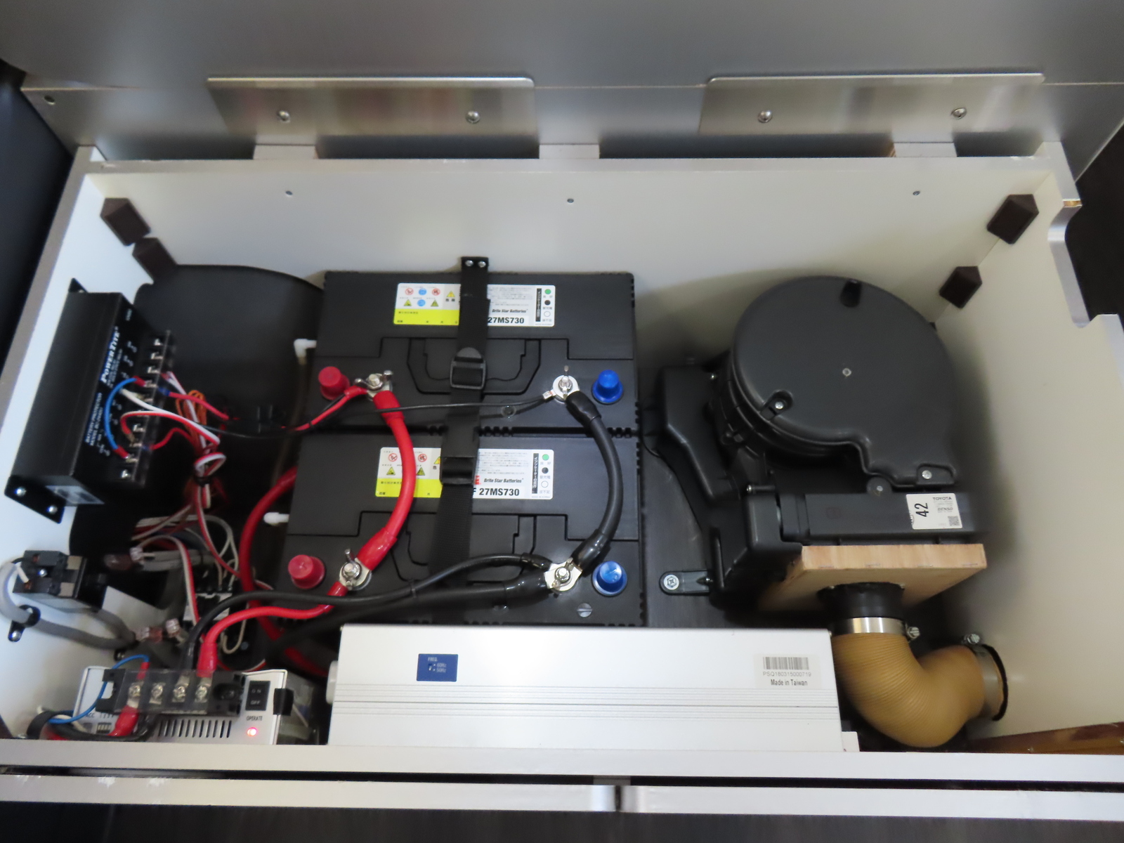 キャンピングカーバンコン