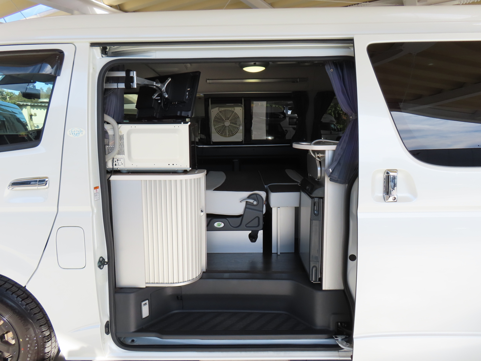 キャンピングカーバンコン