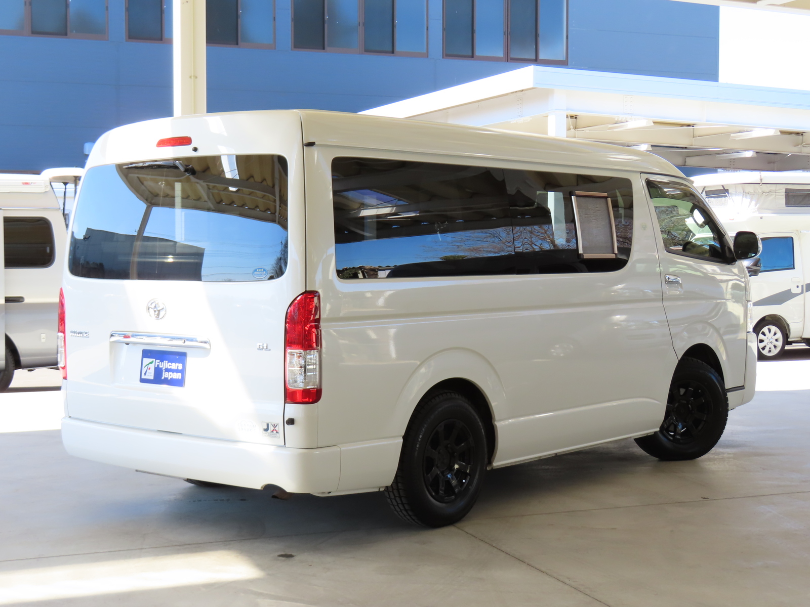 キャンピングカーバンコン