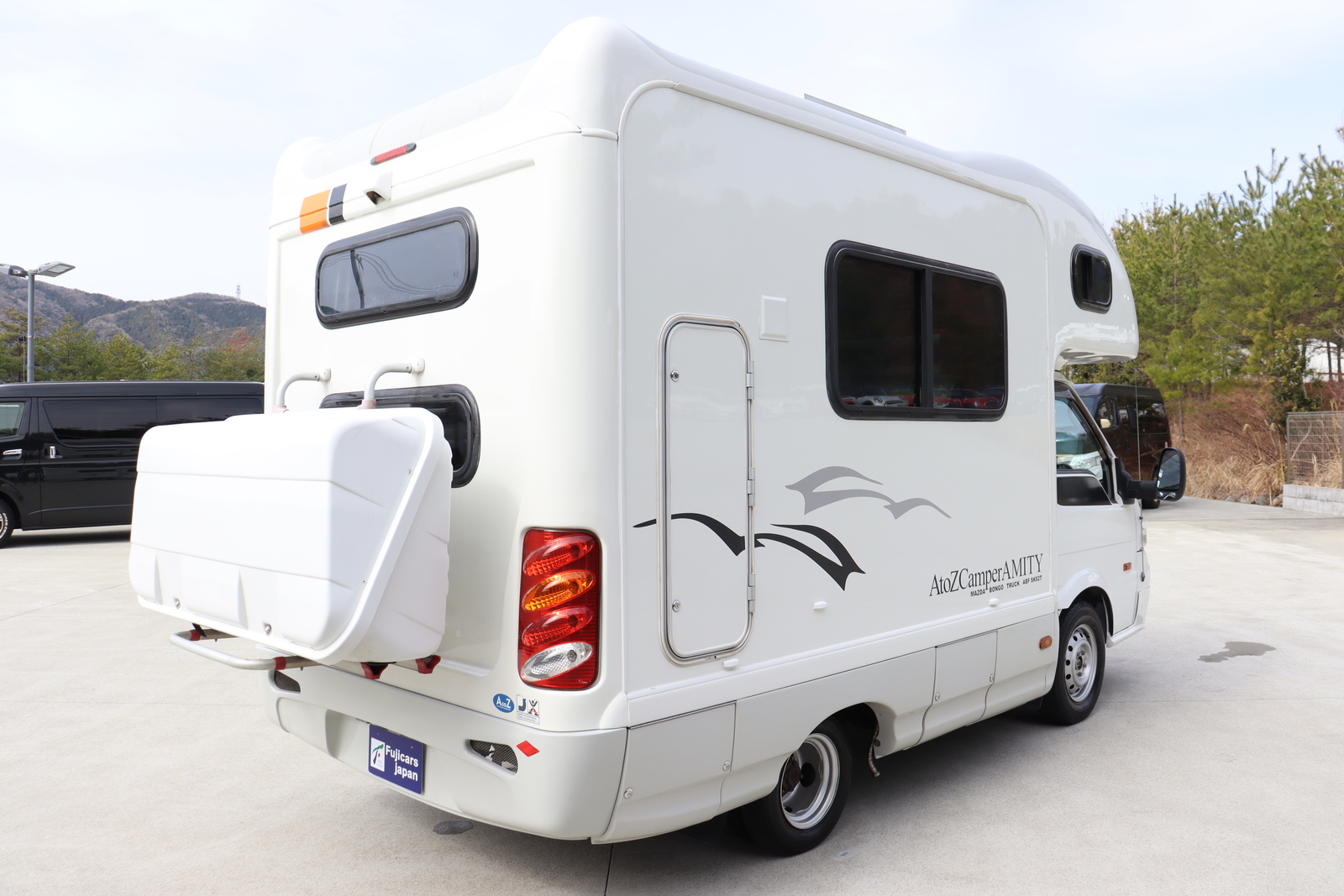 キャンピングカーキャブコン