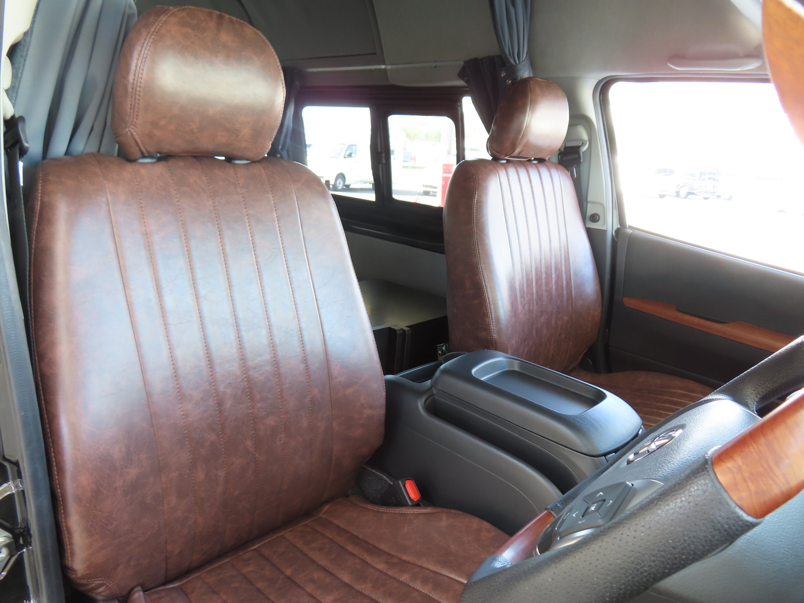 キャンピングカーバンコン