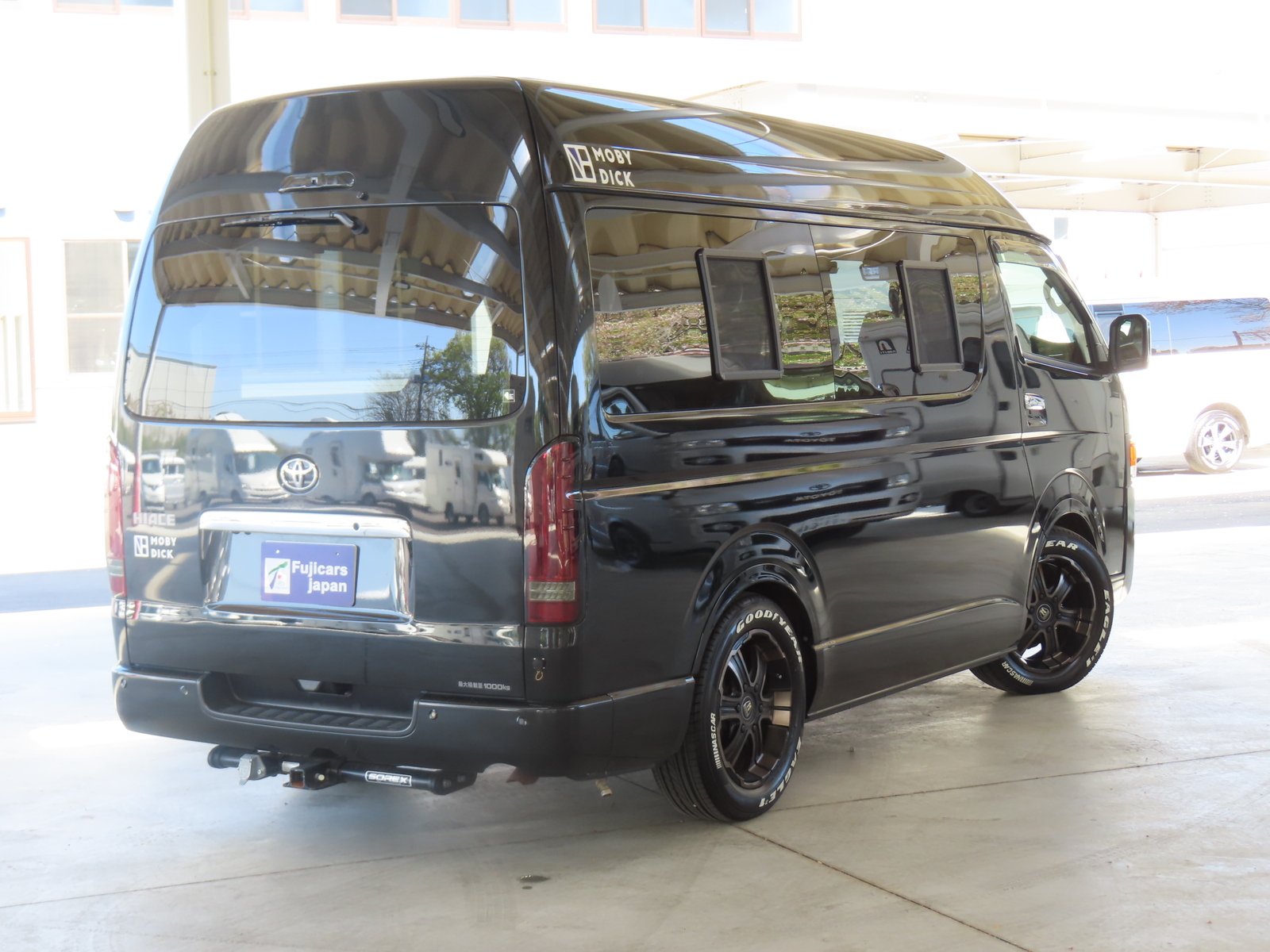 キャンピングカーバンコン