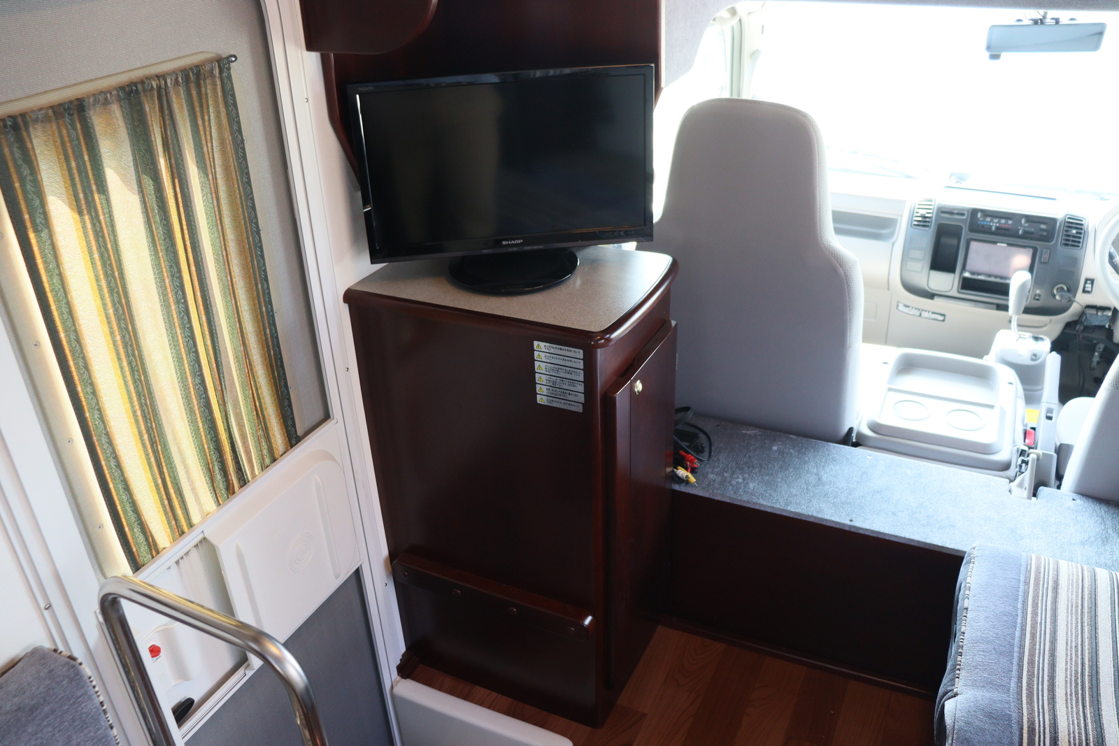 キャンピングカーキャブコン