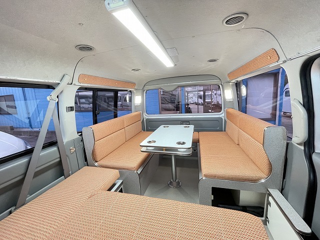 キャンピングカーバンコン