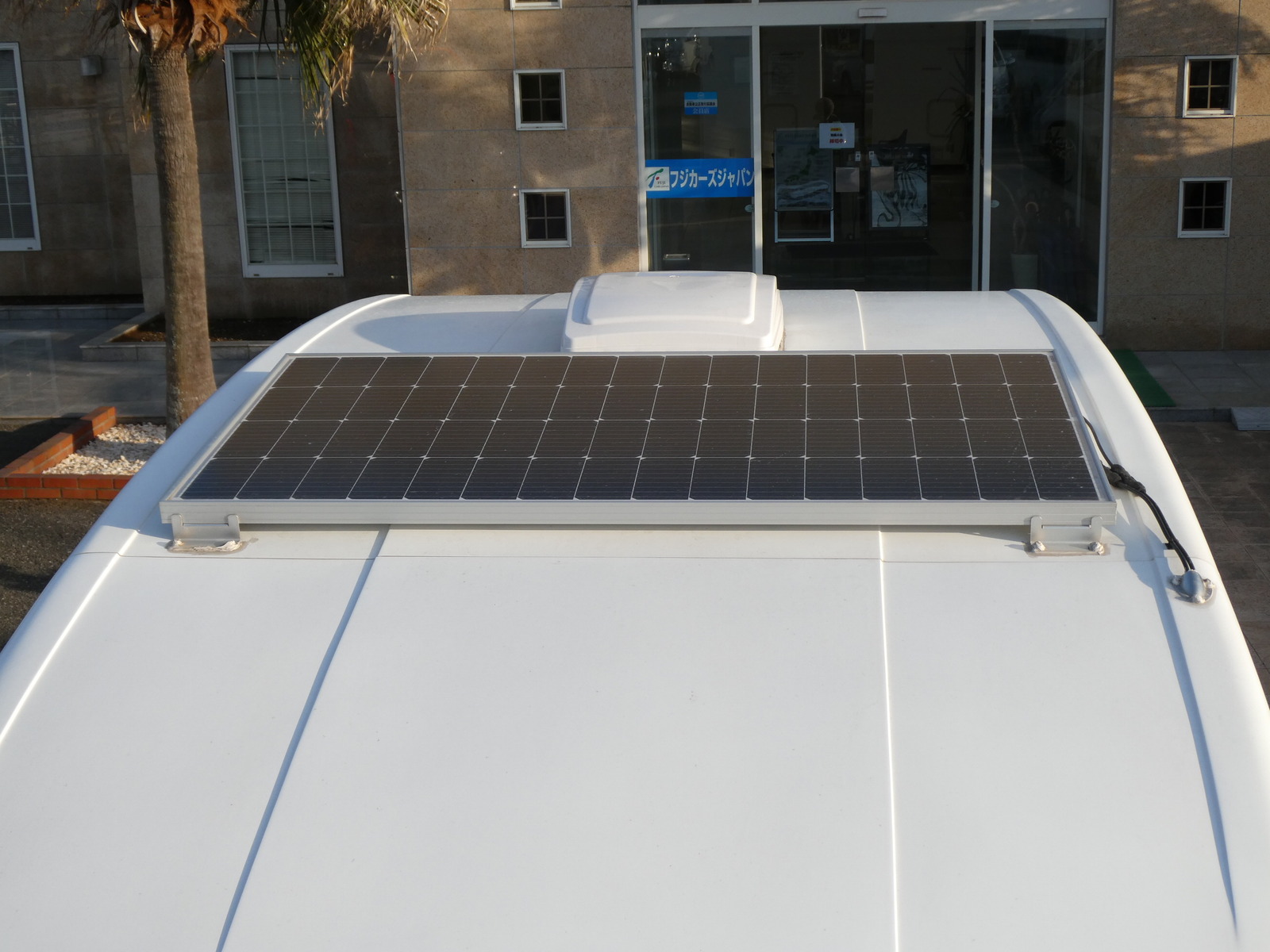 キャンピングカーキャブコン