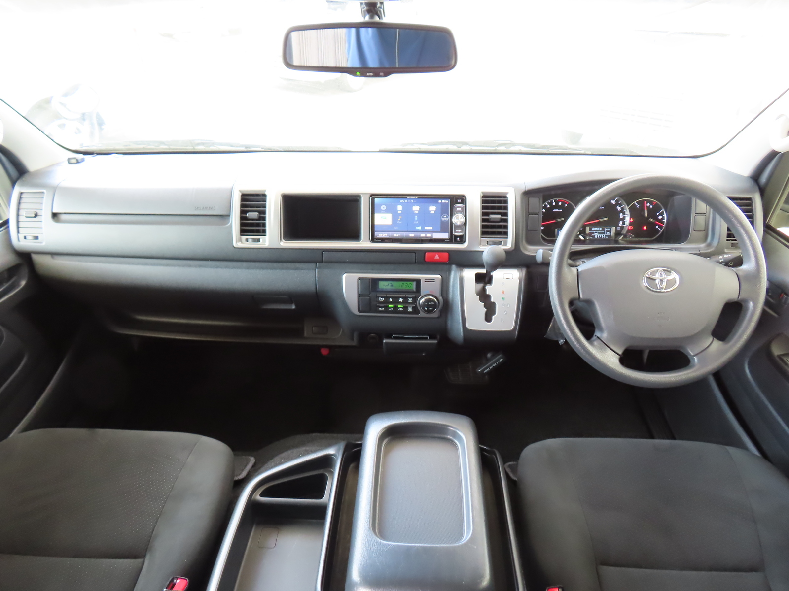 キャンピングカーバンコン