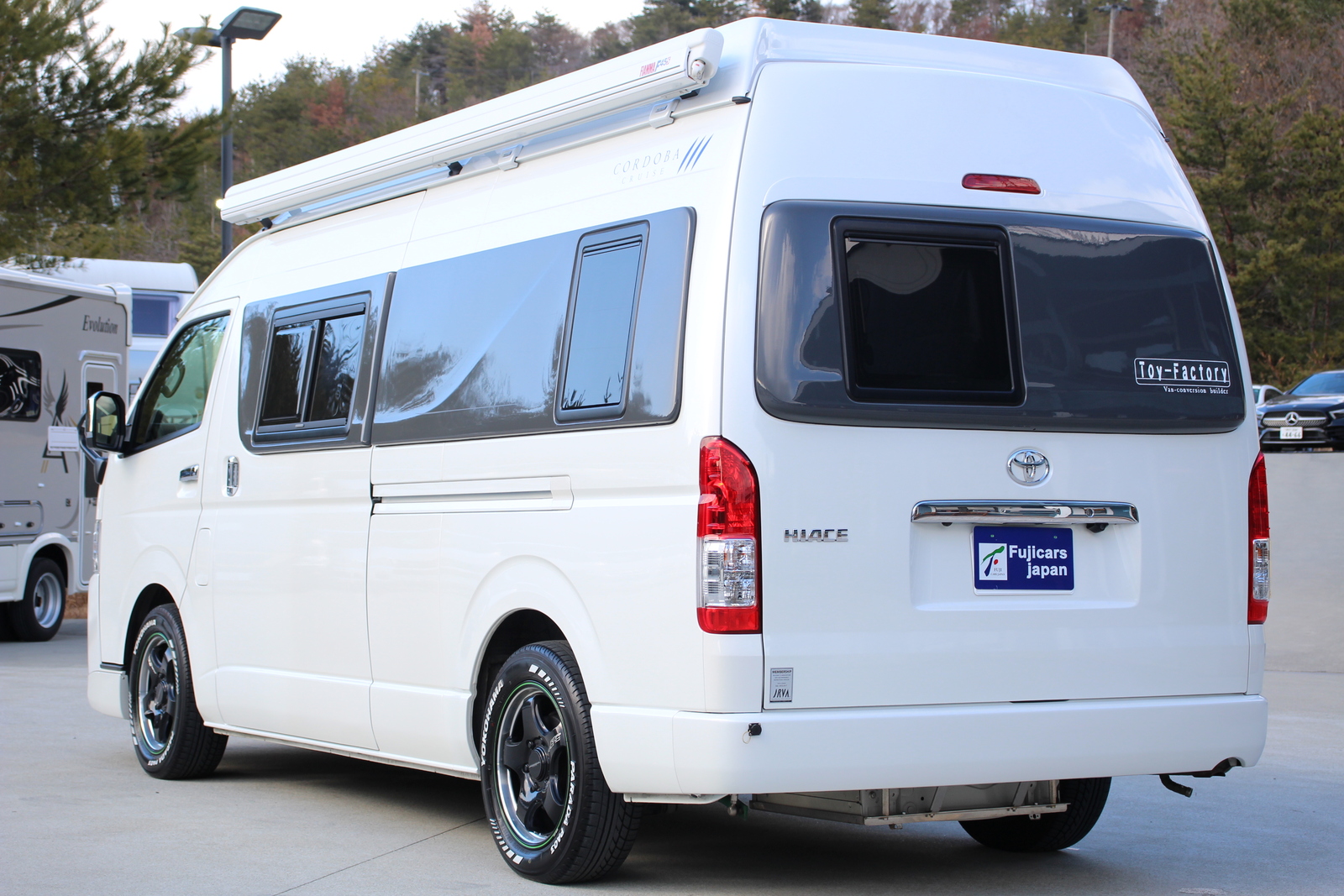 キャンピングカーバンコン