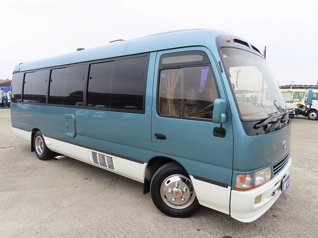 キャンピングカーバスコン