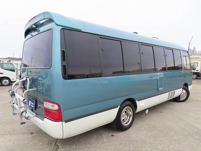 キャンピングカーバスコン