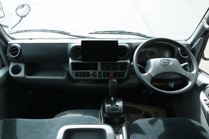 キャンピングカーキャブコン