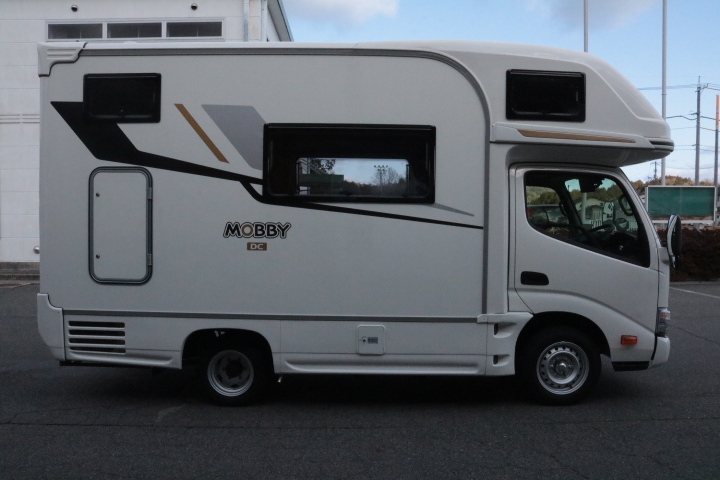 キャンピングカーキャブコン