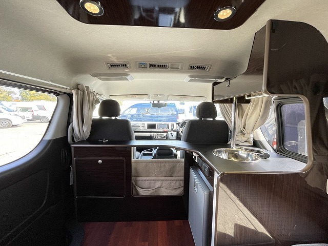 キャンピングカーバンコン