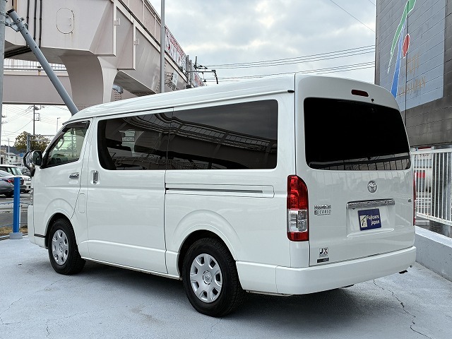 キャンピングカーバンコン