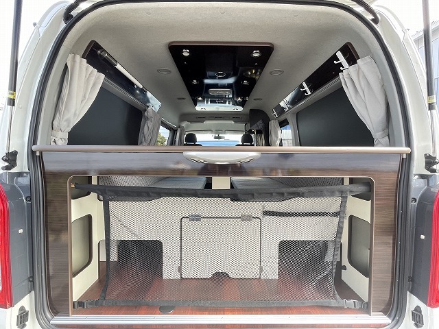 キャンピングカーバンコン