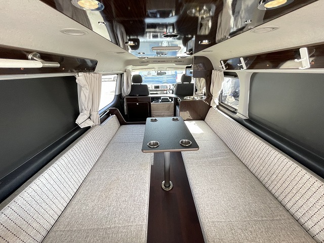 キャンピングカーバンコン