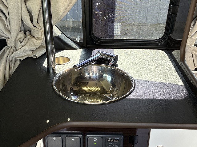 キャンピングカーバンコン