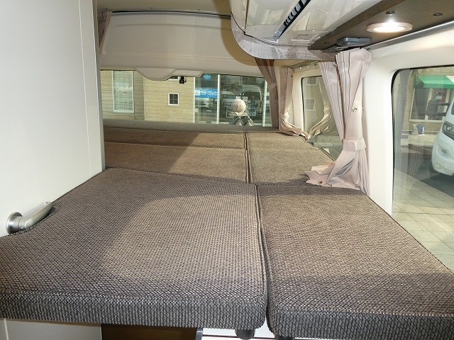 キャンピングカーバンコン