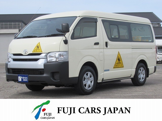 ハイエース 幼児バス　4WD　大人2名+幼児12名