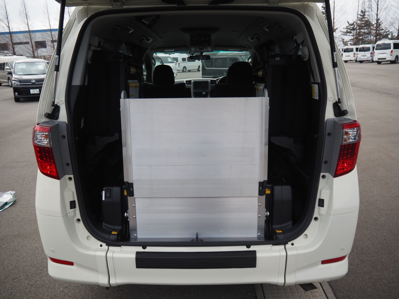 トヨタアルファード