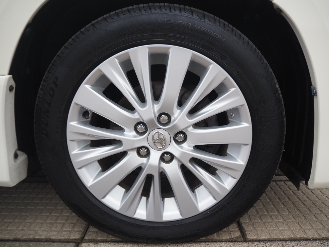 トヨタアルファード