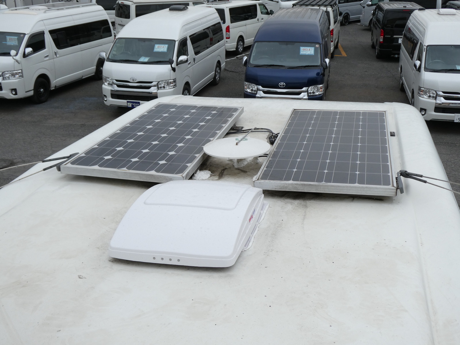 キャンピングカーキャブコン