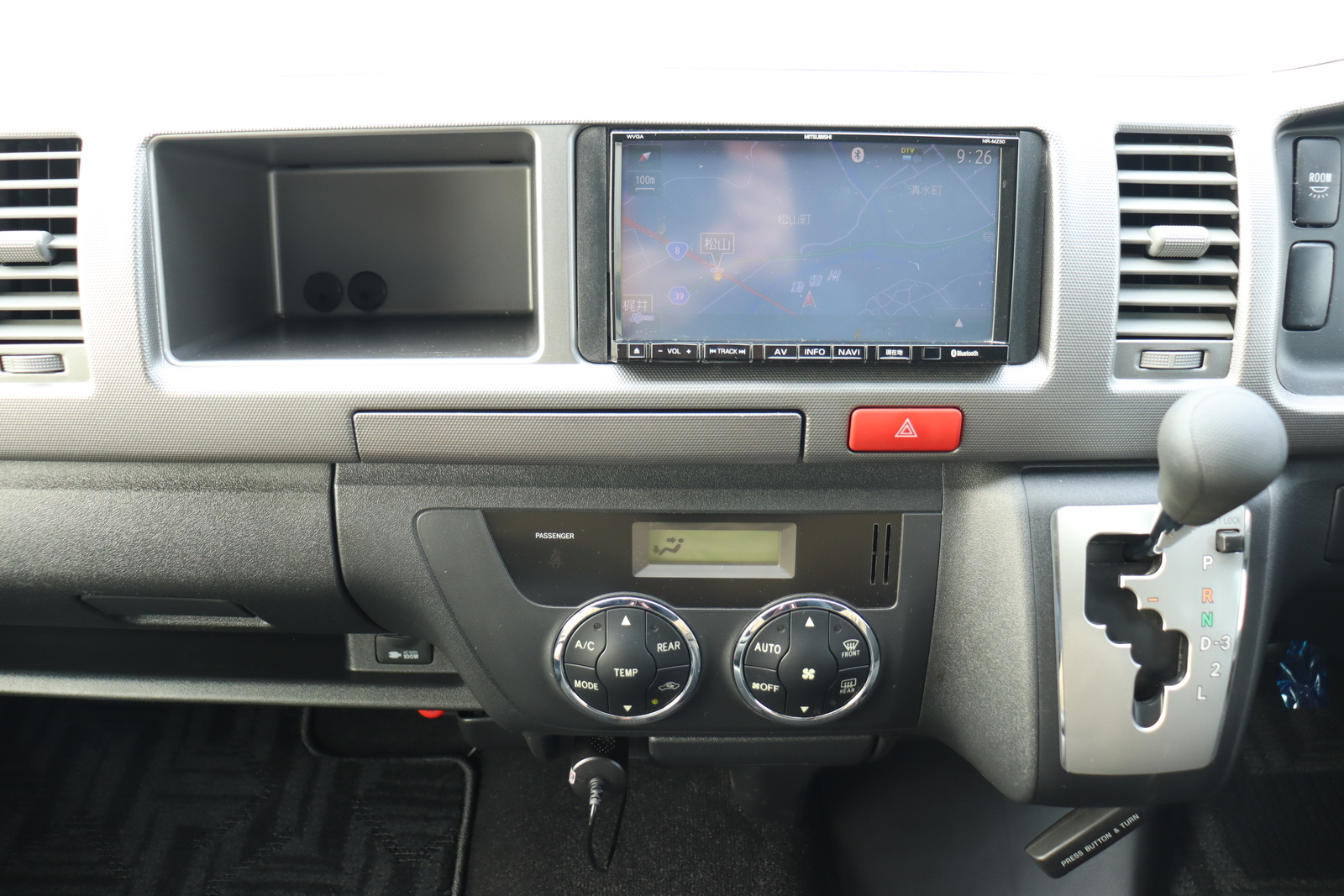 キャンピングカーバンコン