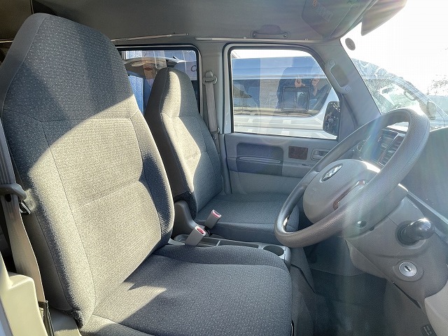 キャンピングカー軽キャンパー