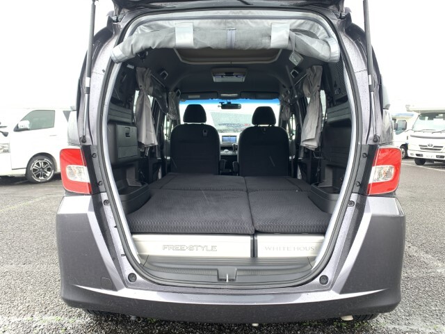 キャンピングカーバンコン