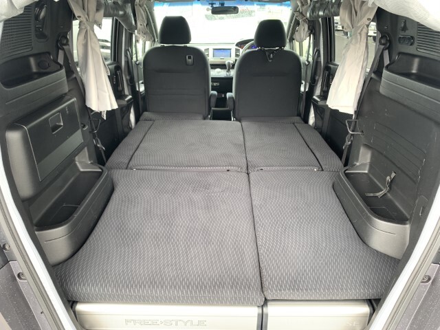 キャンピングカーバンコン