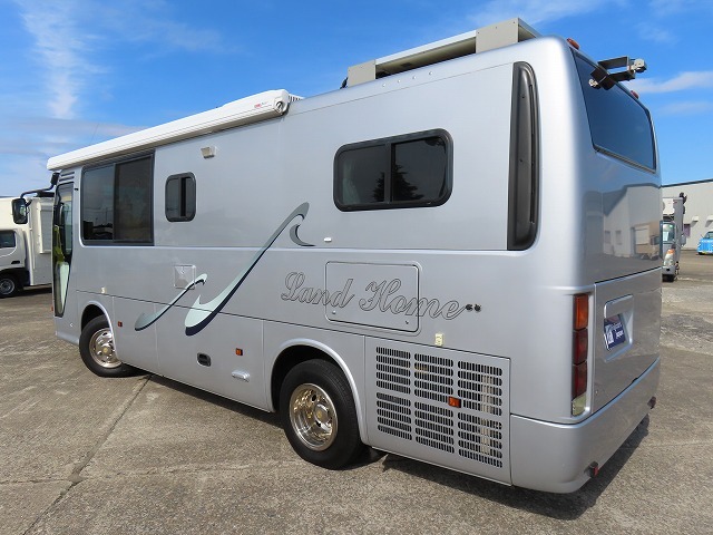 キャンピングカーバスコン