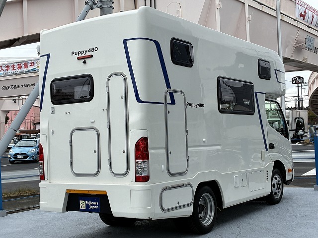 キャンピングカーキャブコン