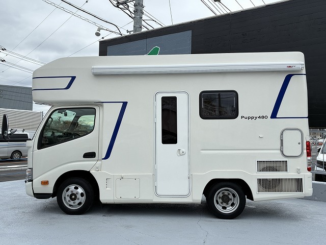 キャンピングカーキャブコン